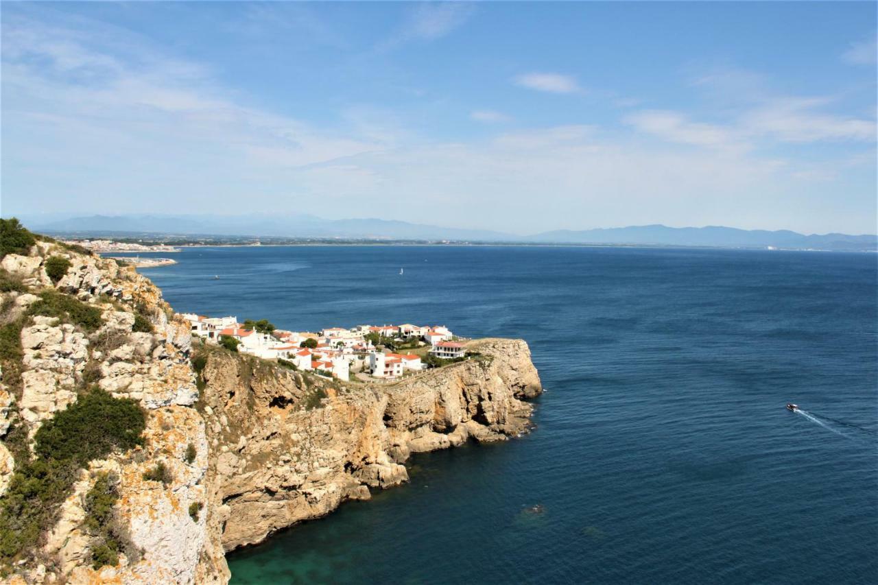 Lluna L' Escala Exterior foto